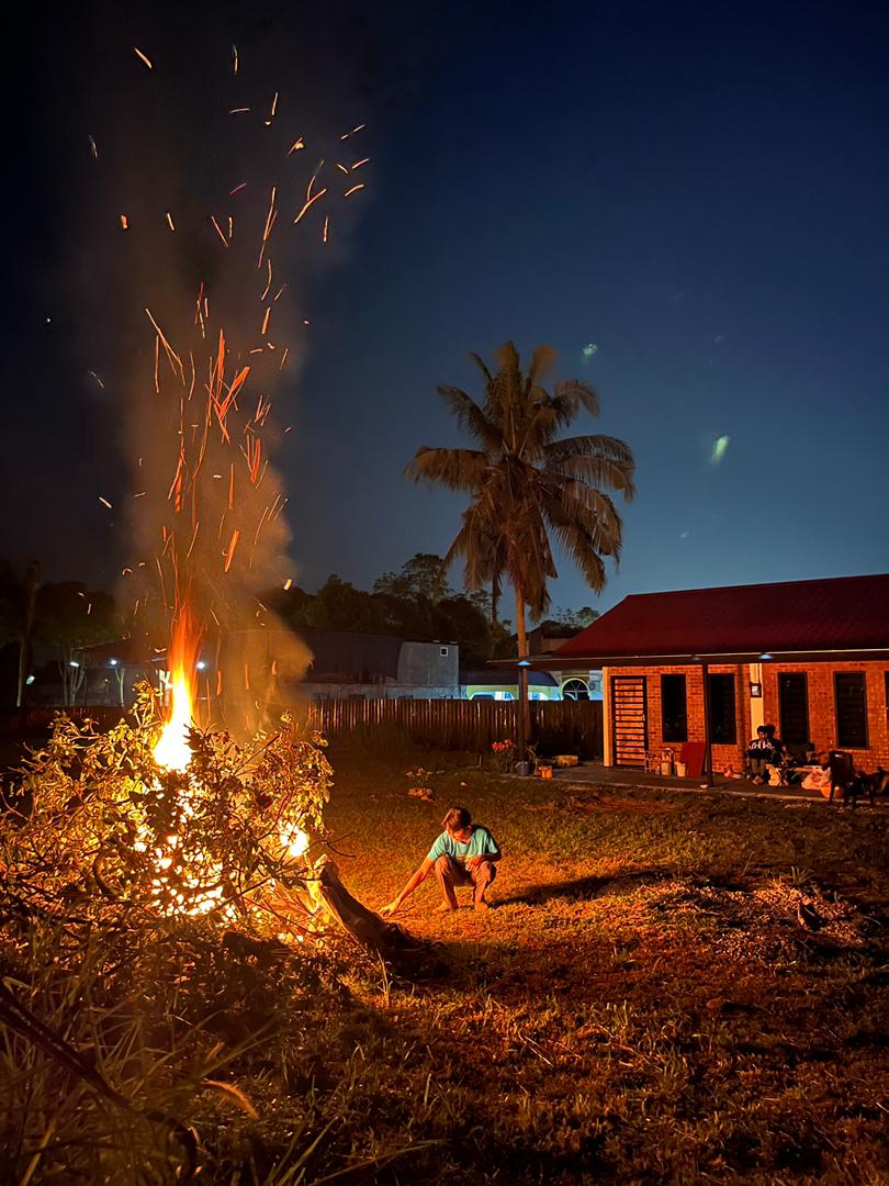 Bilik air dengan pemanas air